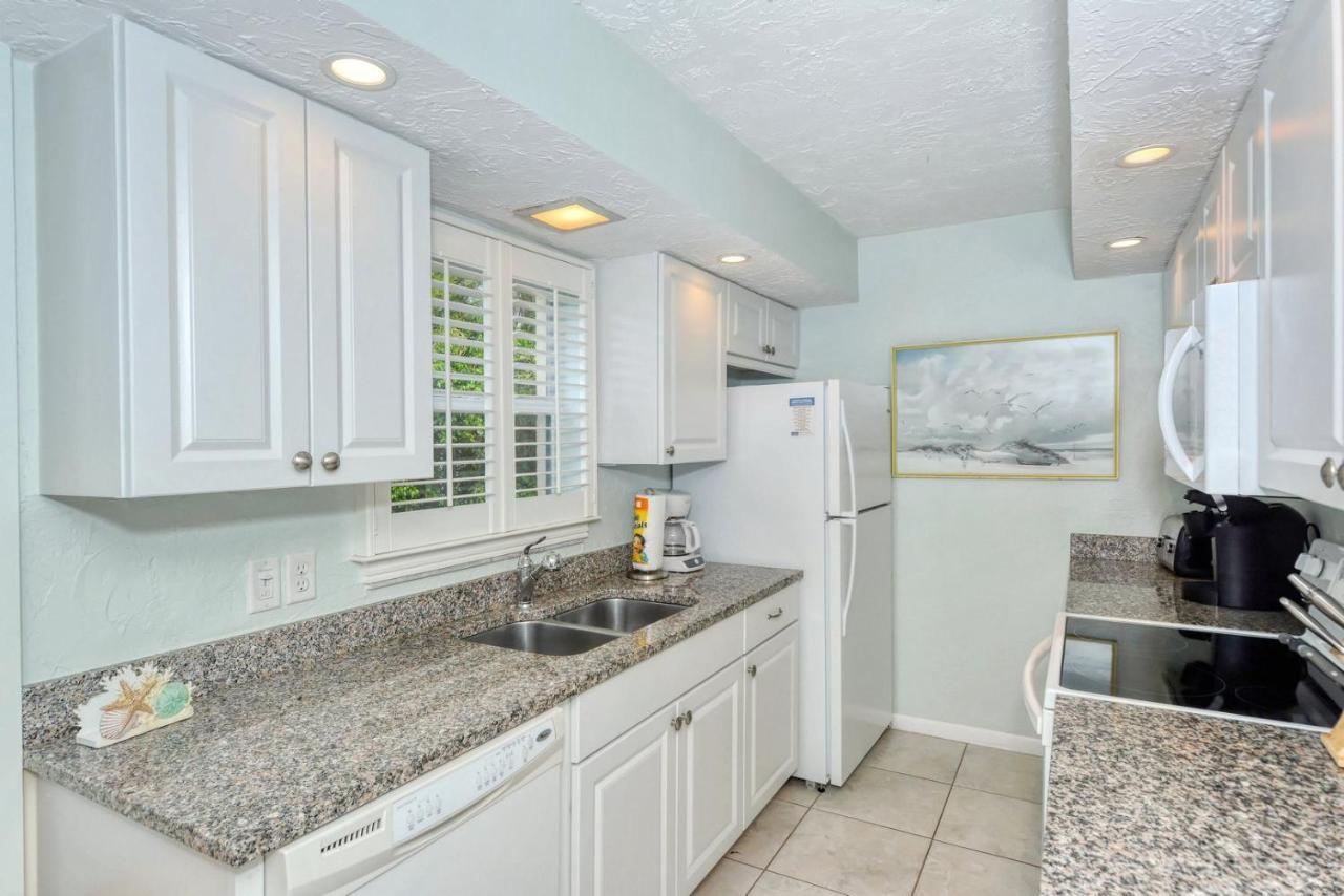 Laplaya 201C Breathtaking Gulf Panorama From This Corner End Unit With A Private Stairway To The Beach Longboat Key Esterno foto