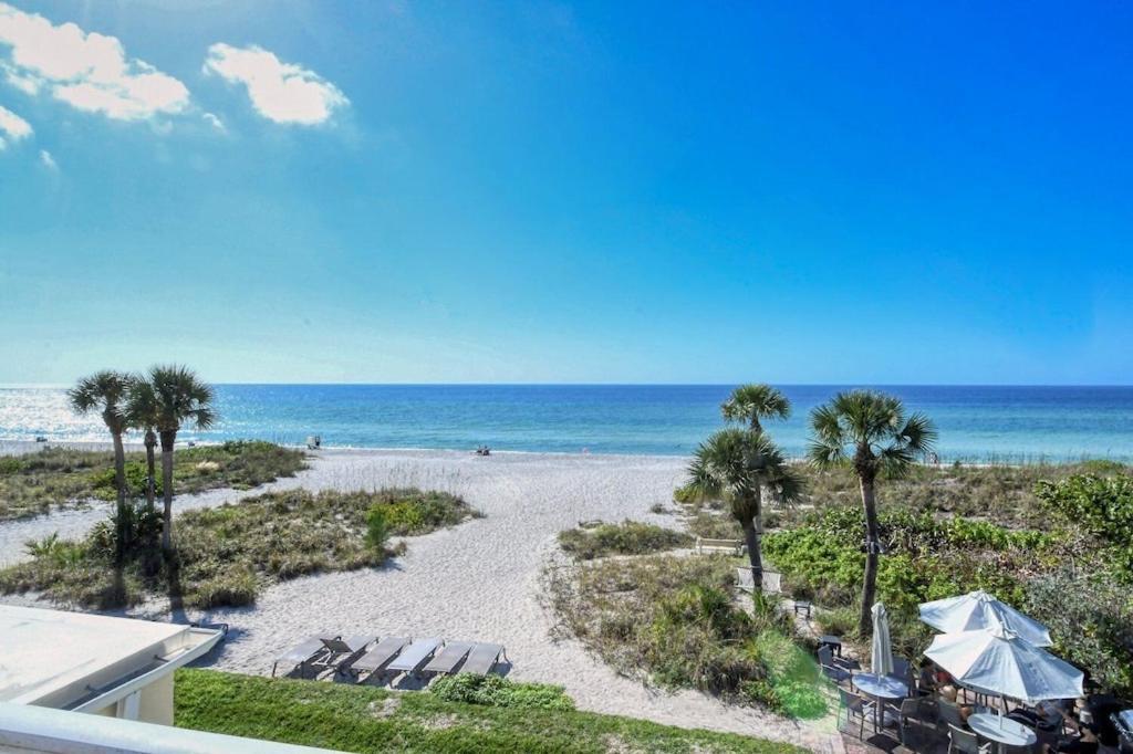 Laplaya 201C Breathtaking Gulf Panorama From This Corner End Unit With A Private Stairway To The Beach Longboat Key Esterno foto