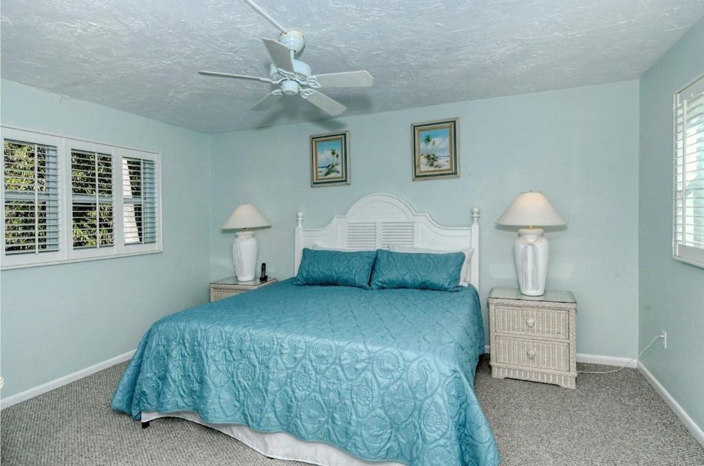 Laplaya 201C Breathtaking Gulf Panorama From This Corner End Unit With A Private Stairway To The Beach Longboat Key Esterno foto