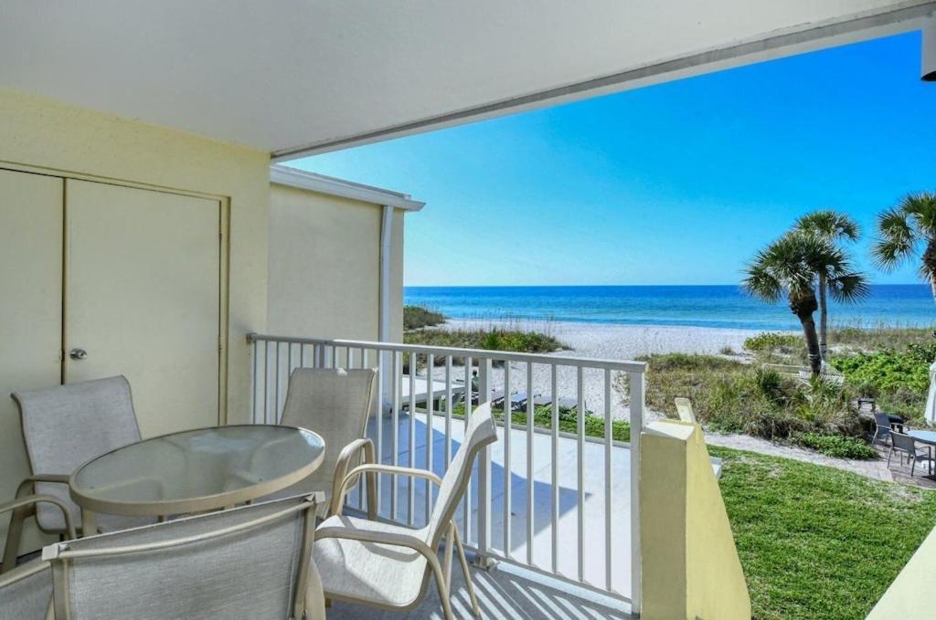 Laplaya 201C Breathtaking Gulf Panorama From This Corner End Unit With A Private Stairway To The Beach Longboat Key Esterno foto